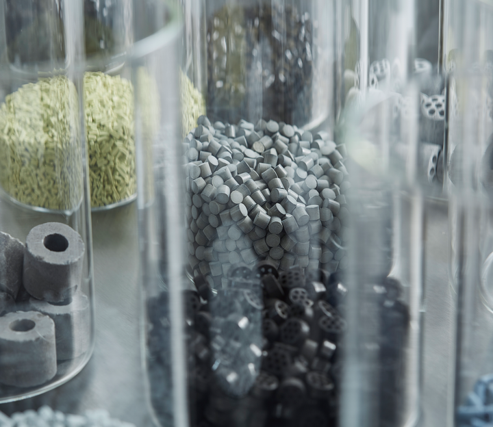 Abstract visualization of hydrogen catalysts and hydrogen electrolysis catalyst with molecular structures